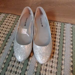 American Eagle sliver sparkle flats. Size 7.
